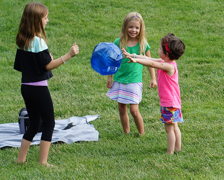 CONCERT ON THE GREEN | STAPLETON MCA | 1215 PHOTO