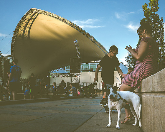 CONCERT ON THE GREEN | STAPLETON MCA | 1215 PHOTO