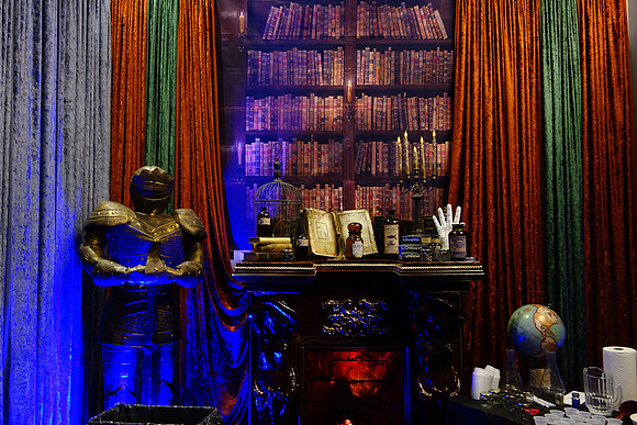 HARRY POTTER LOCK-IN